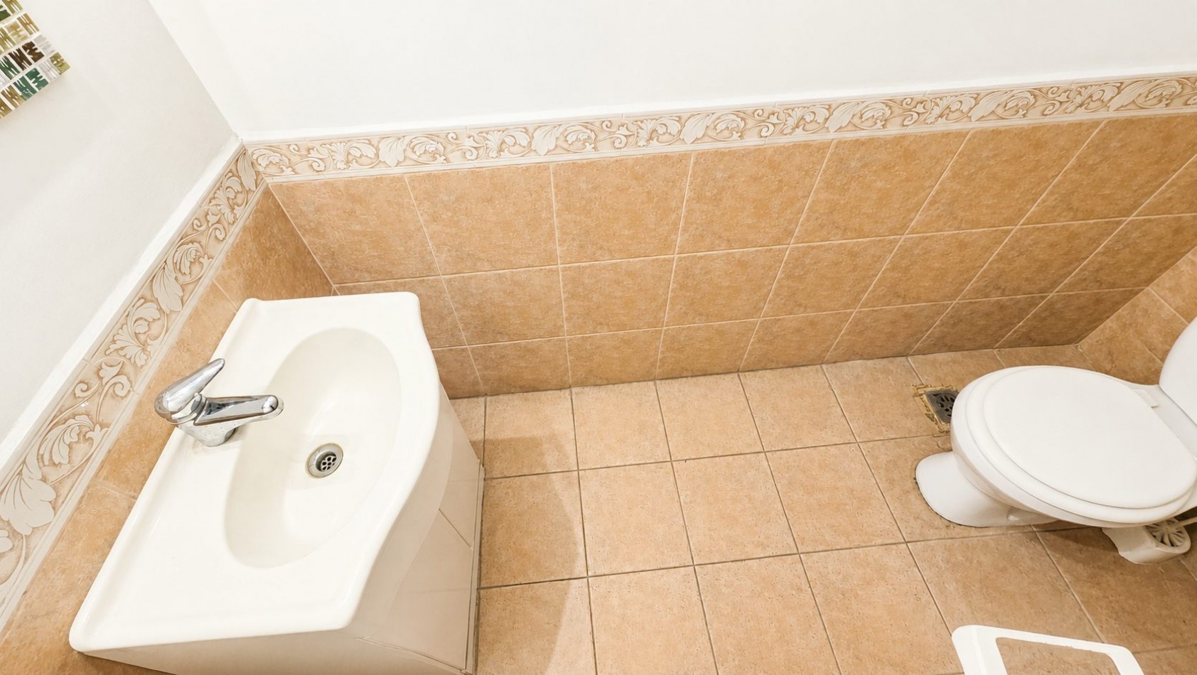 TRIPLEX 4 AMBIENTES CON JARDIN, QUINCHO Y COCHERA | APTO CREDITO | LOMAS DE ZAMORA