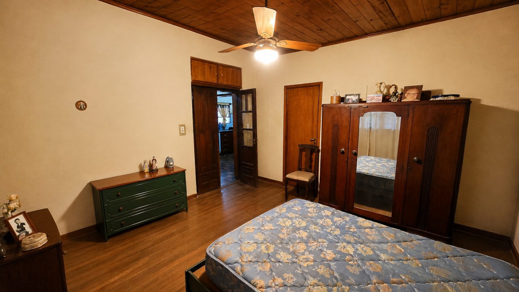 Casa a restaurar sobre doble lote - 437,50 m² - Luis Guillon