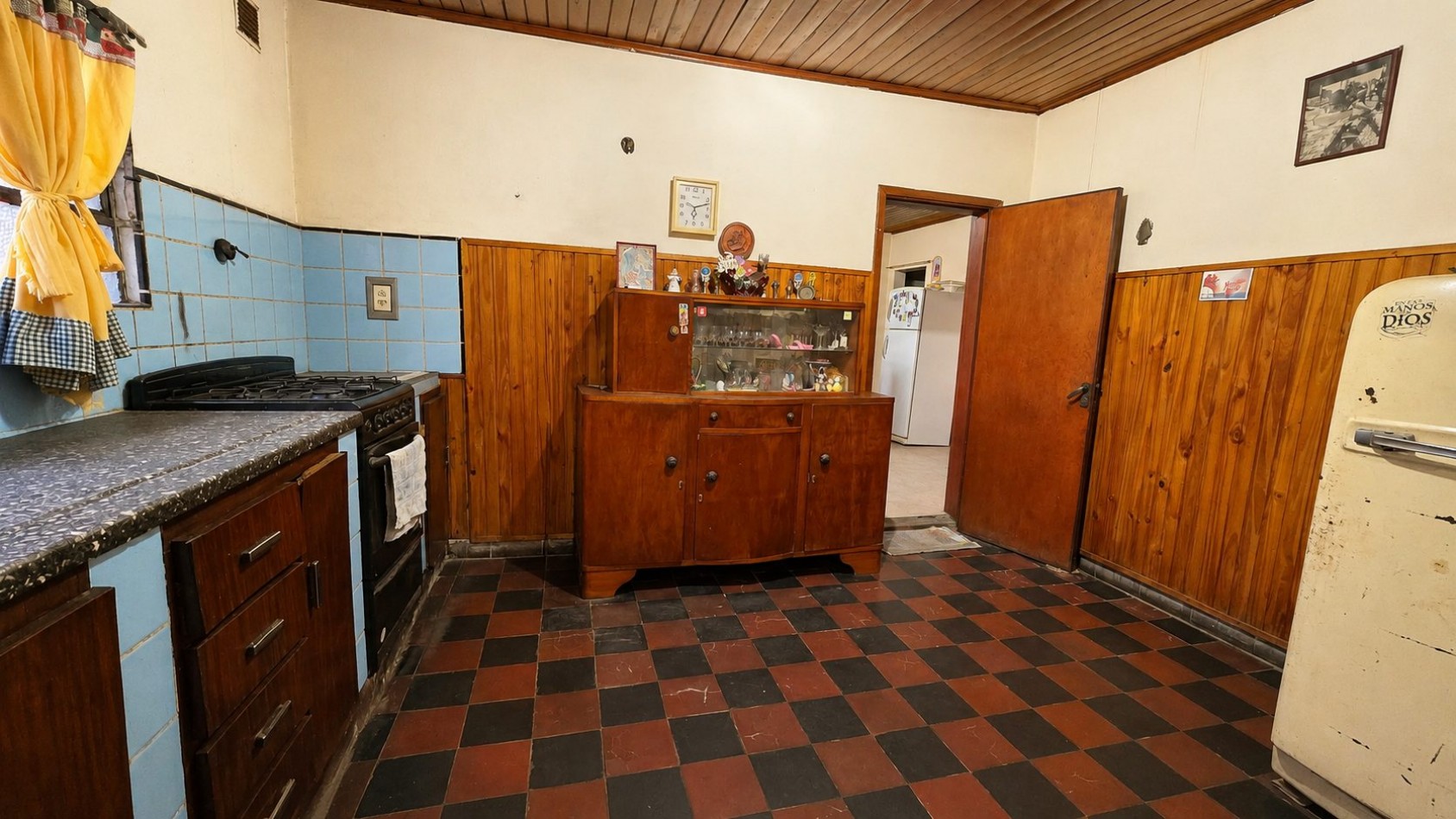 Casa a restaurar sobre doble lote - 437,50 m² - Luis Guillon