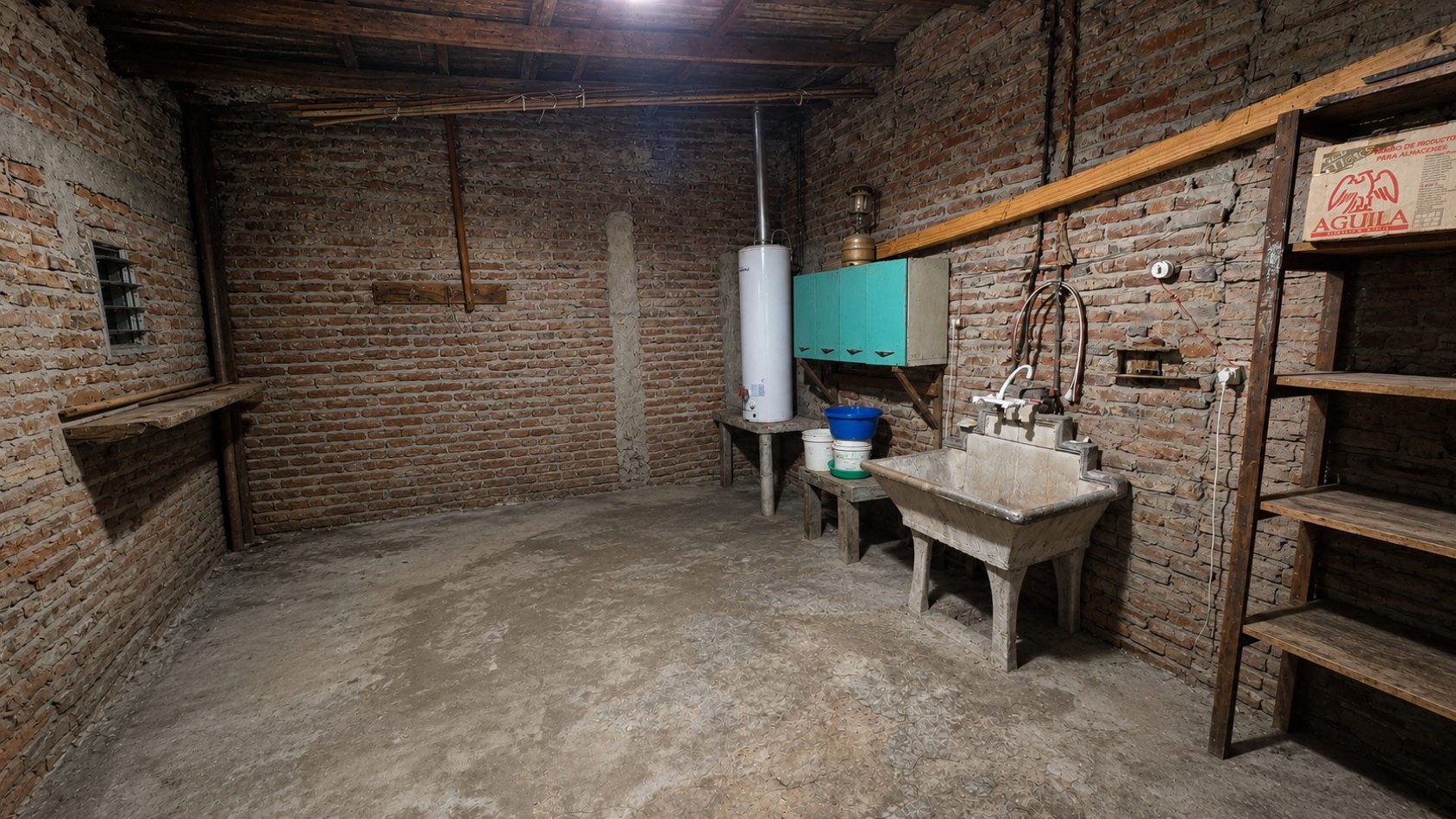 Casa a restaurar sobre doble lote - 437,50 m² - Luis Guillon