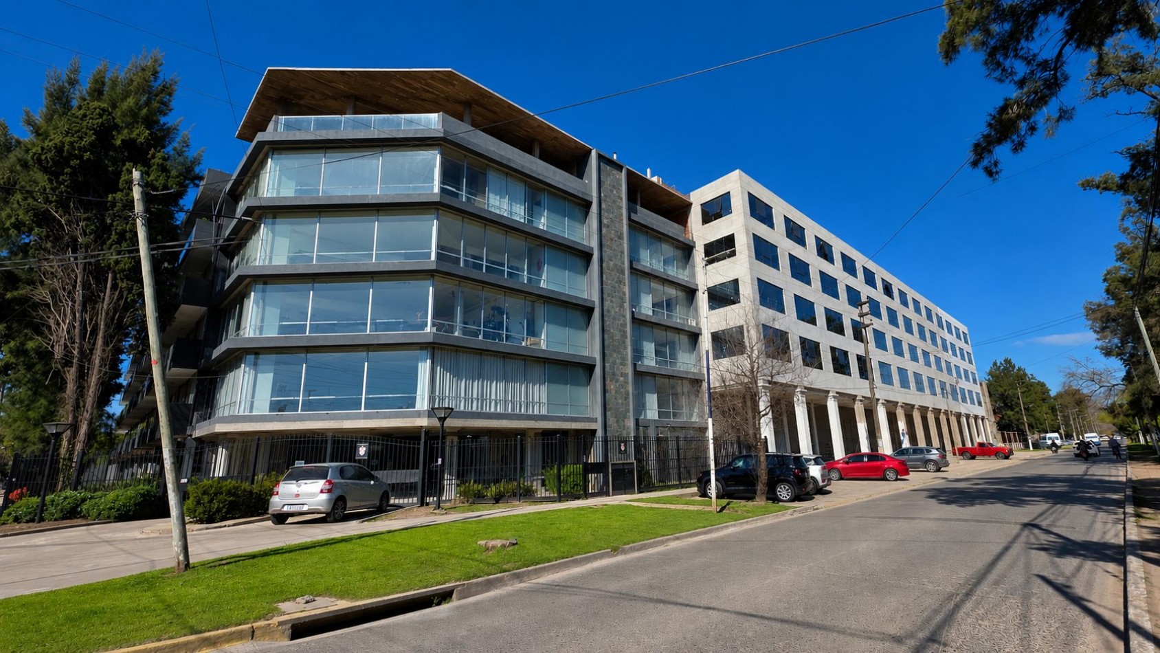 Oficinas en Canning - A Metros de Las Toscas - Casuarinas Garden