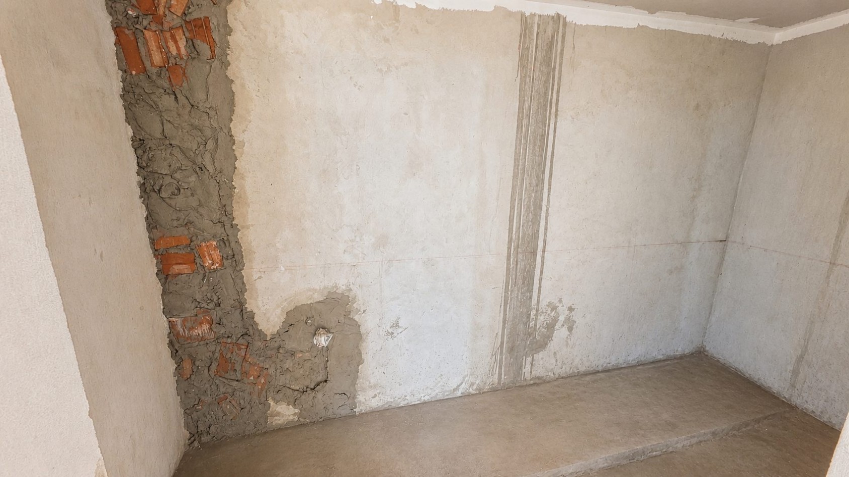 LOCAL A ESTRENAR - DE 130m2 A METROS DE LAS TOSCAS