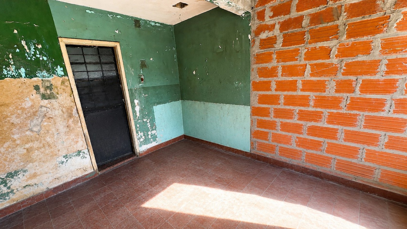 Casa a Refaccionar con Parque | Lote 300 m² | Lomas de Zamora