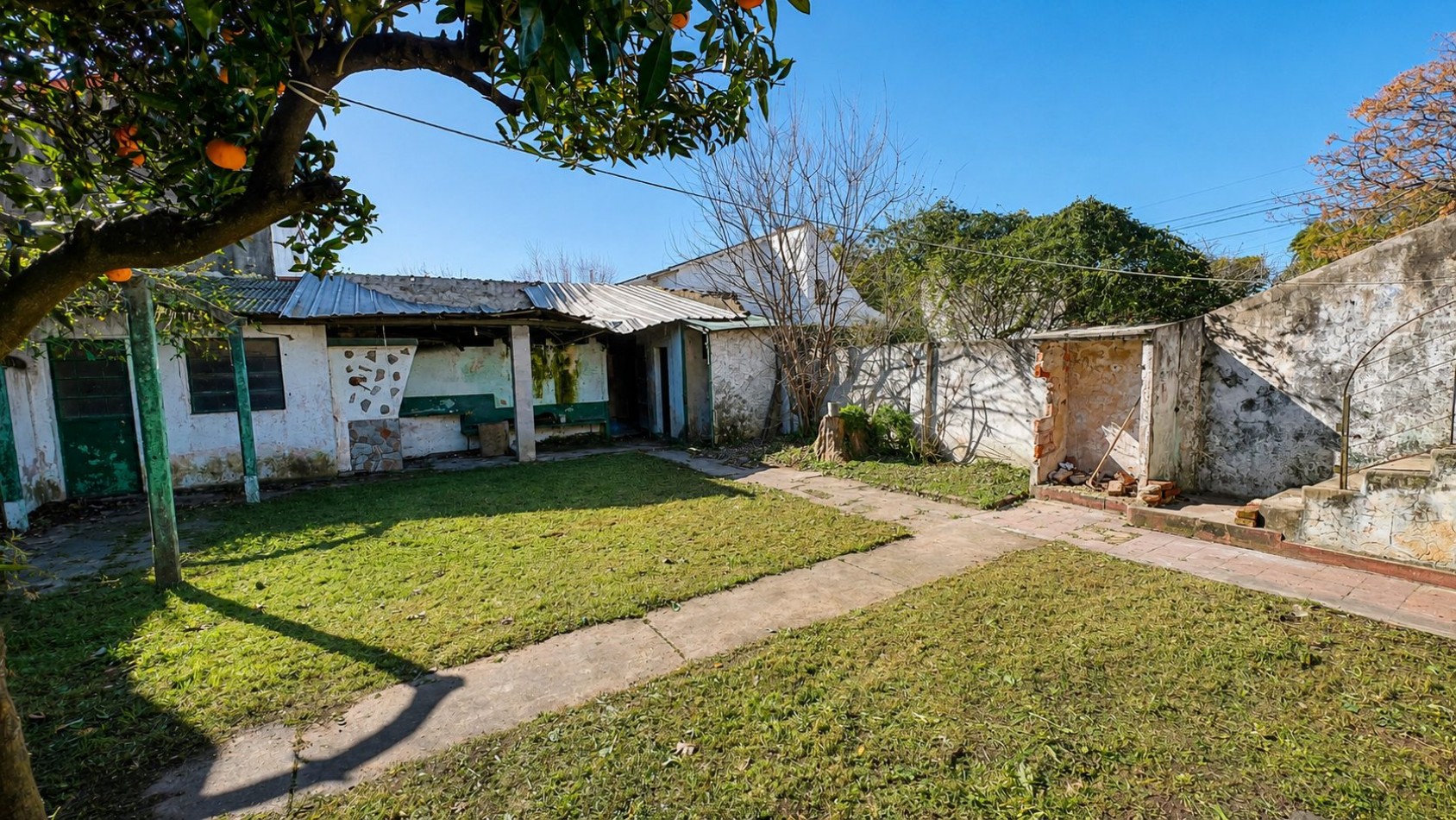Casa a Refaccionar con Parque | Lote 300 m² | Lomas de Zamora