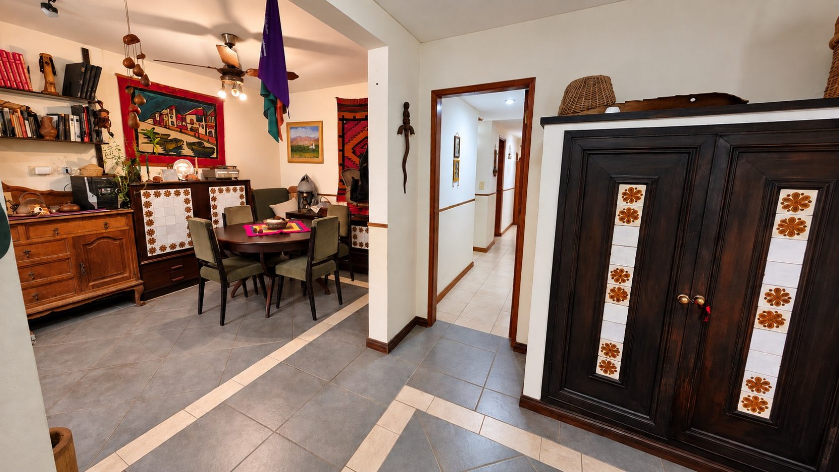 CASA + DEPARTAMENTO EN PLANTA ALTA | AMPLIO PARQUE, QUINCHO/TALLER Y ACCESOS INDEPENDIENTES