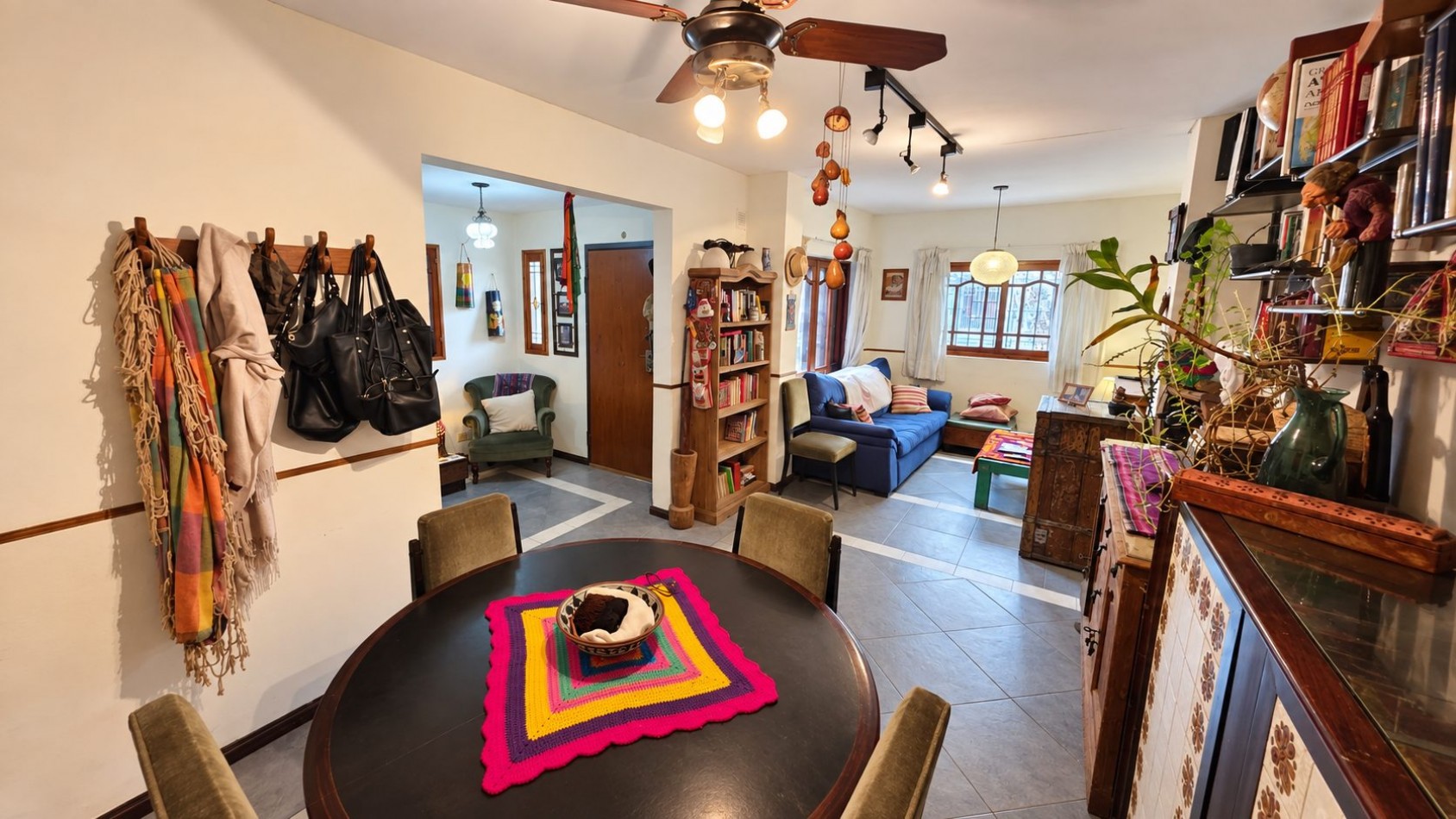 CASA + DEPARTAMENTO EN PLANTA ALTA | AMPLIO PARQUE, QUINCHO/TALLER Y ACCESOS INDEPENDIENTES