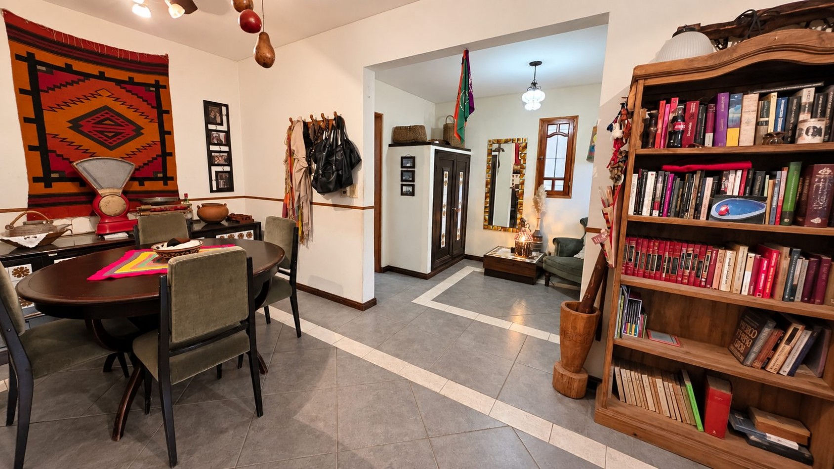 CASA + DEPARTAMENTO EN PLANTA ALTA | AMPLIO PARQUE, QUINCHO/TALLER Y ACCESOS INDEPENDIENTES