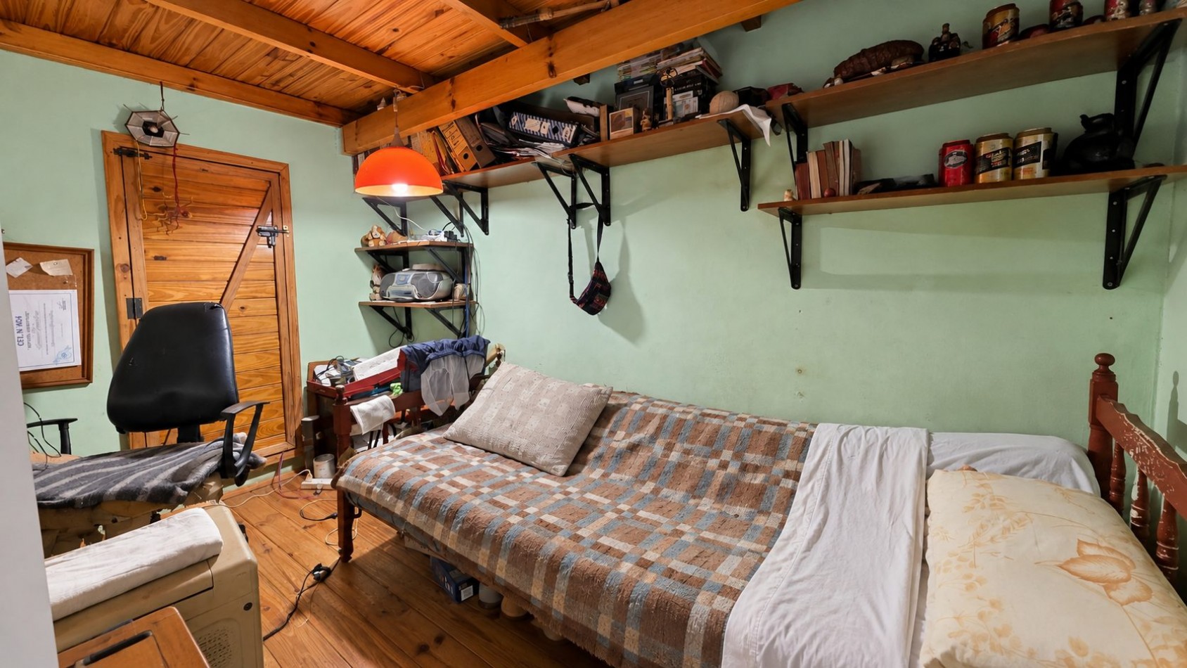 CASA + DEPARTAMENTO EN PLANTA ALTA | AMPLIO PARQUE, QUINCHO/TALLER Y ACCESOS INDEPENDIENTES