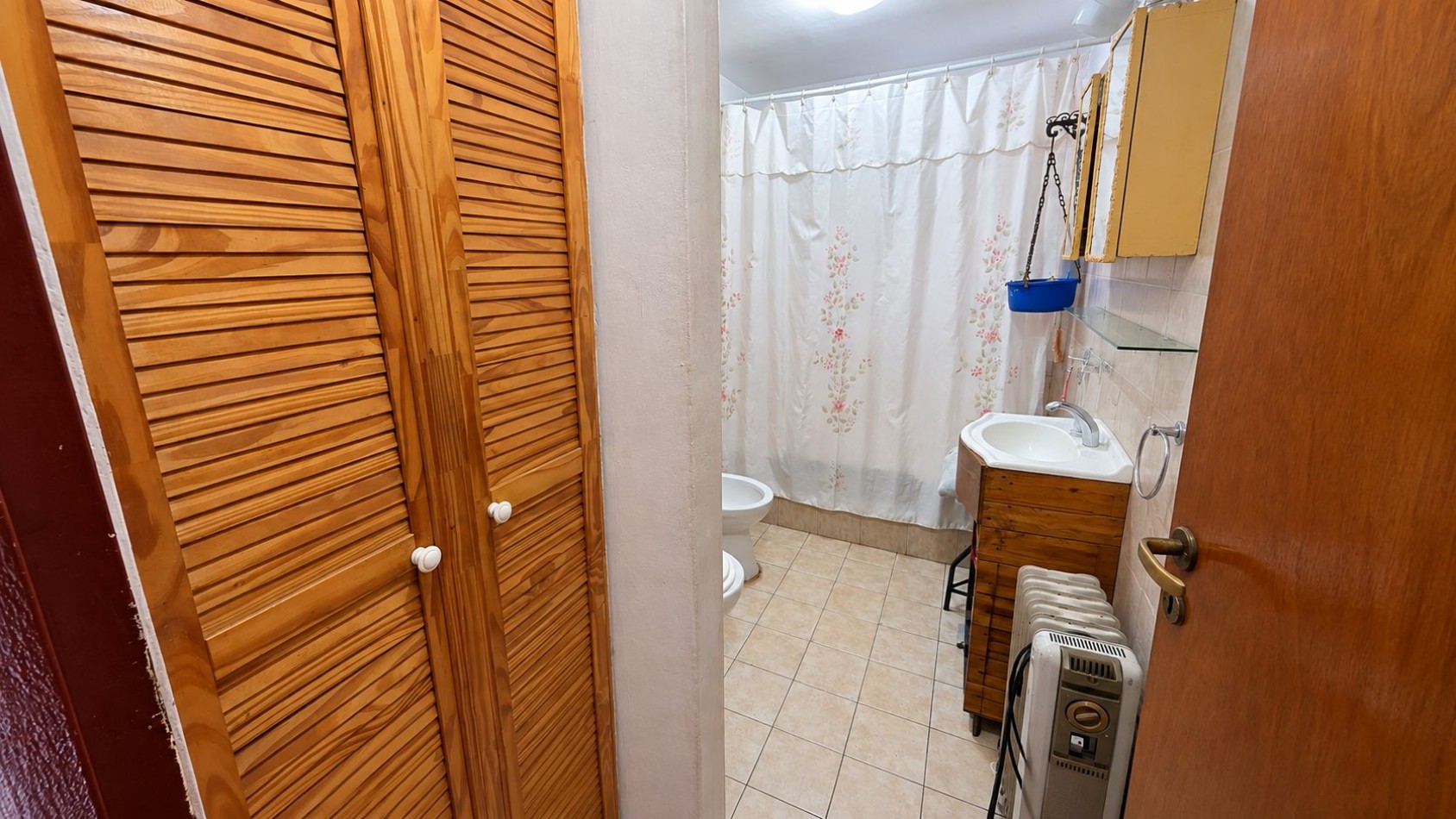 CASA + DEPARTAMENTO EN PLANTA ALTA | AMPLIO PARQUE, QUINCHO/TALLER Y ACCESOS INDEPENDIENTES