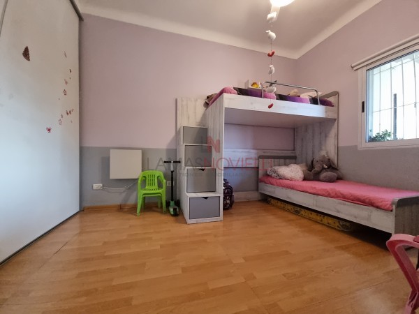CASA CON PISCINA