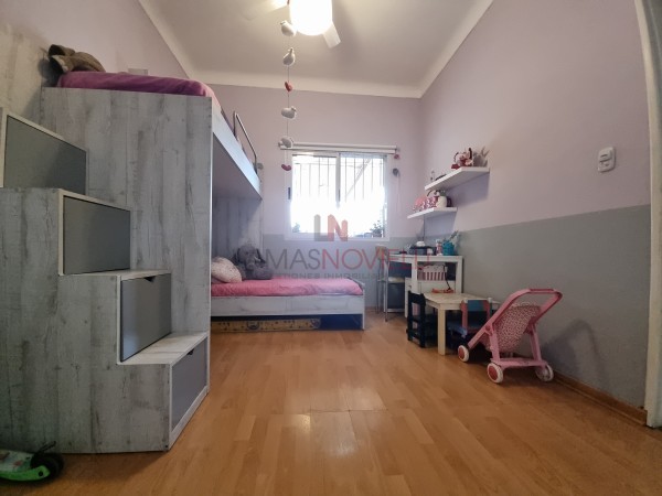 CASA CON PISCINA