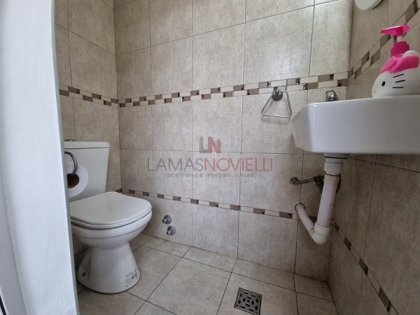 CASA CON PISCINA