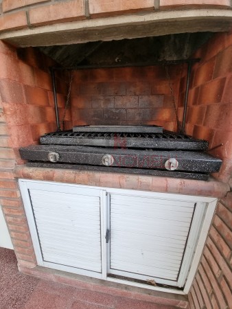 CASA CON PISCINA