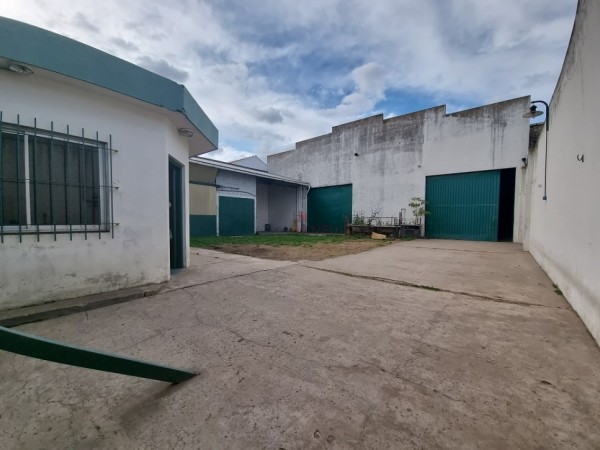GALPON 1600m2