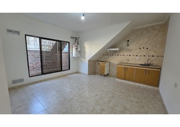 2 AMBIENTES CON PATIO