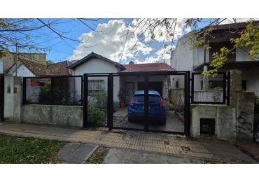 CASA MUY BUEN BARRIO