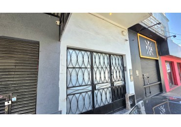 DEPARTAMENTO 3 AMBIENTES CON COCHERA