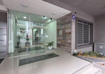 MONOAMBIENTE CON COCHERA