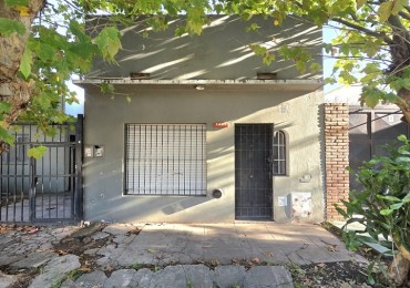 2 AMBIENTES A 3 CUADRAS DE LA ESTACION