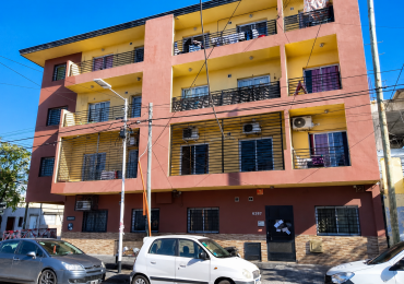 DEPARTAMENTO 2 AMBIENTES CON PATIO EN ALQUILER
